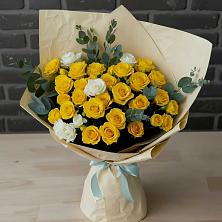 Букет цветов из:  Розы в Окуловке