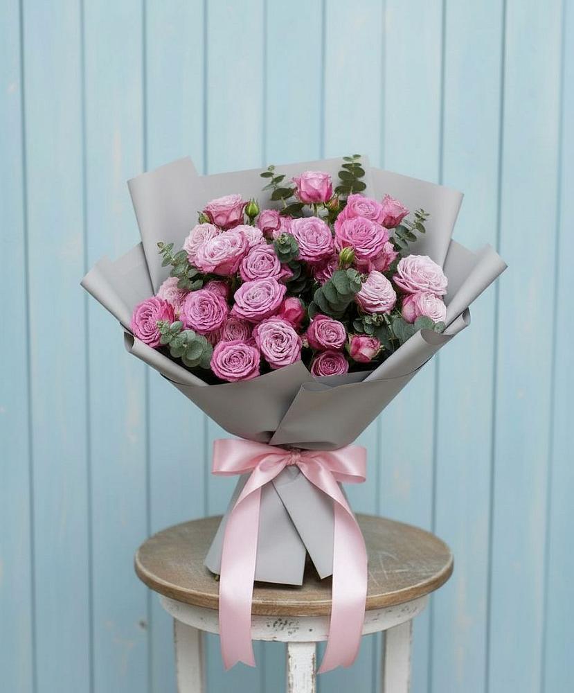 Букет цветов из: Розы в Окуловке