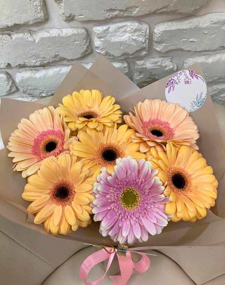 Букет цветов из: Герберы в Окуловке