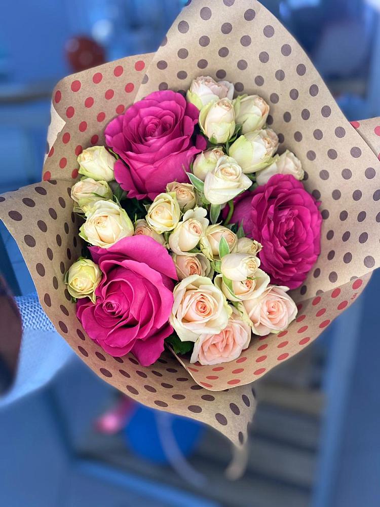 Букет цветов из: Розы в Окуловке