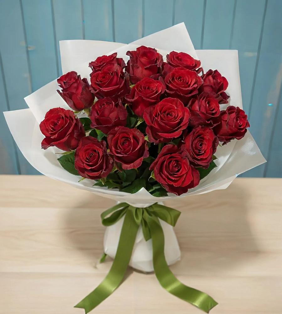 Букет Красные розы в Окуловке