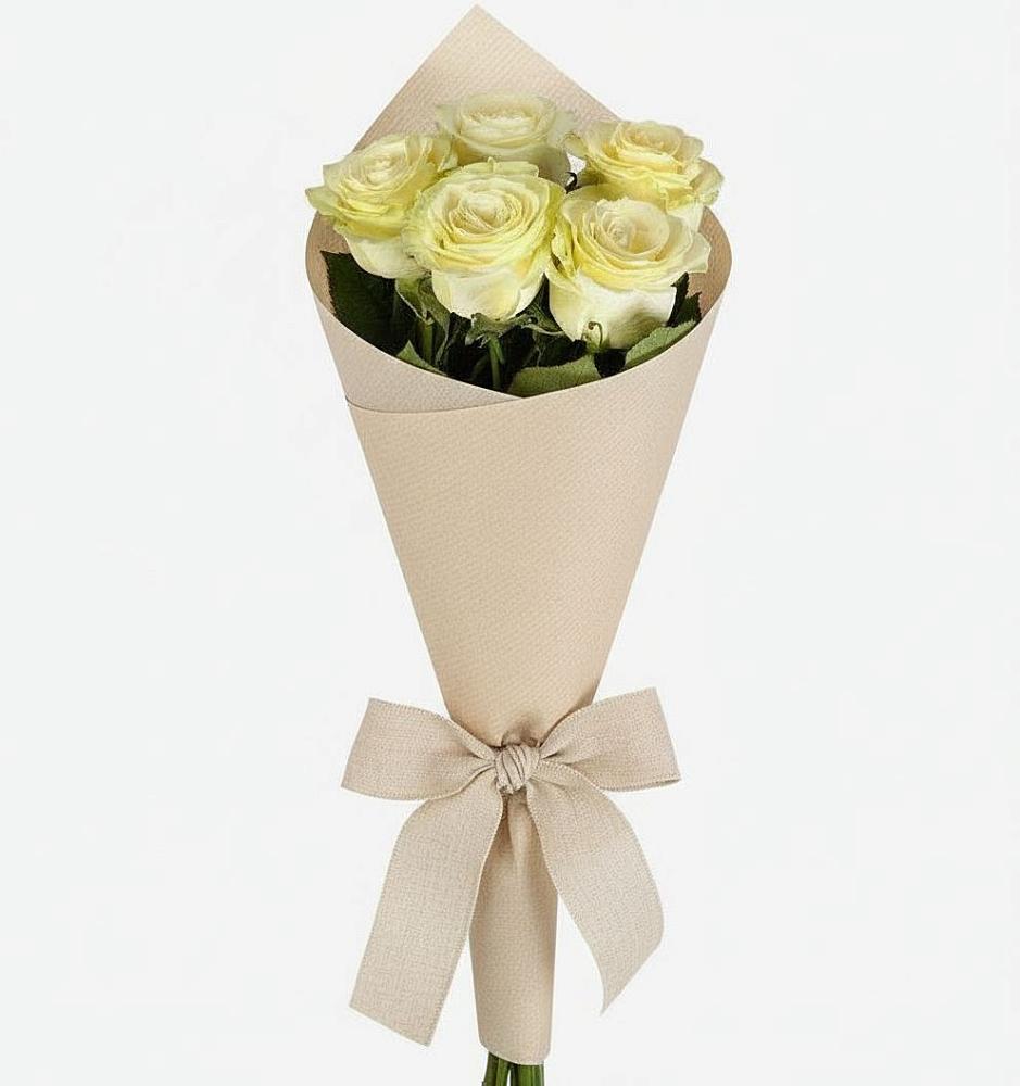 Букет цветов из: Розы в Окуловке