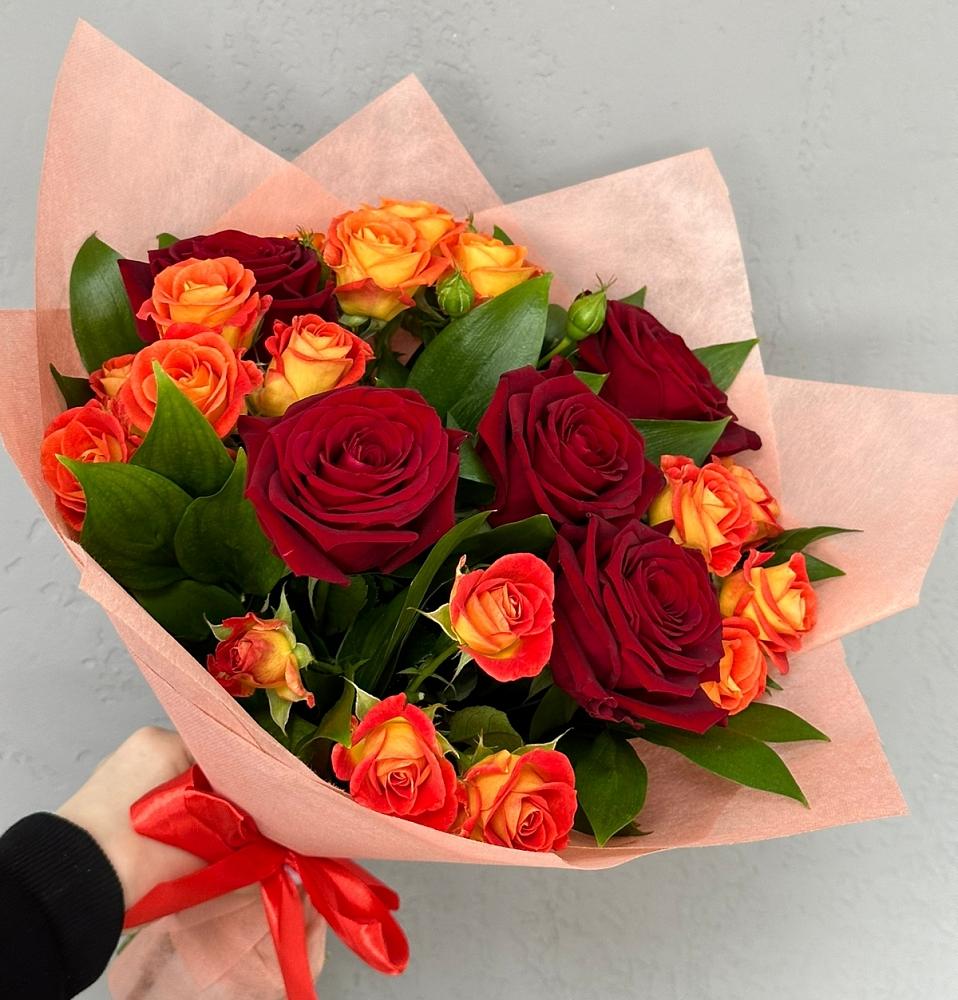 Букет Любовь и восторг в Окуловке