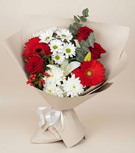 Букет цветов из:  Розы, Хризантемы, Герберы и Лилии в Окуловке