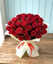 Букет 29 Красных роз в Окуловке