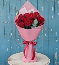 Букет цветов из:  Розы в Окуловке